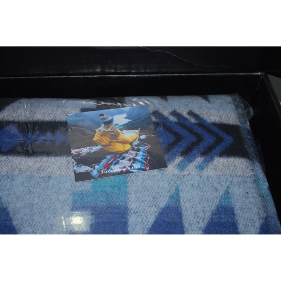 Sackcloth & Ashes Aztec Wool Blanket Throw 59x70 Blue Gray Black New - Picture 3 of 4